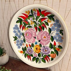 • vintage 1970/80s hungarian decorative plate • kalocsa •